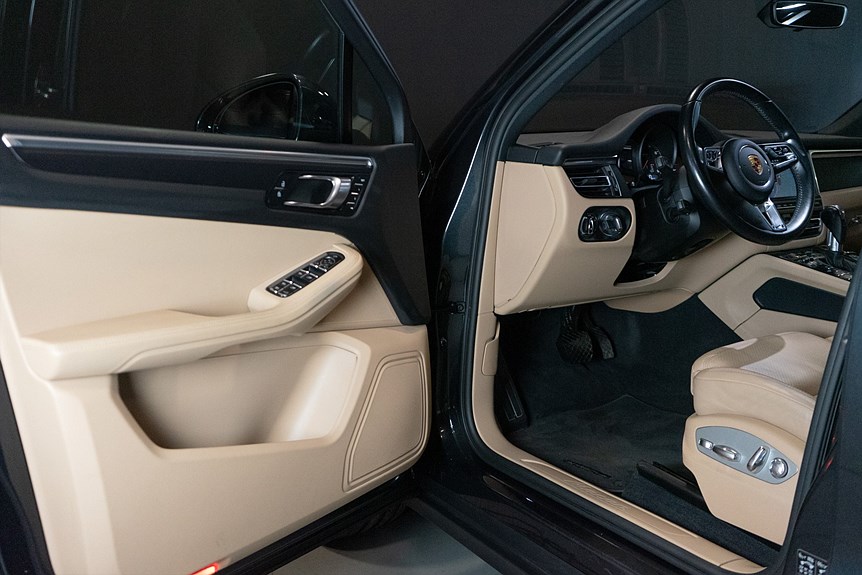 Porsche Macan PDK 245hk