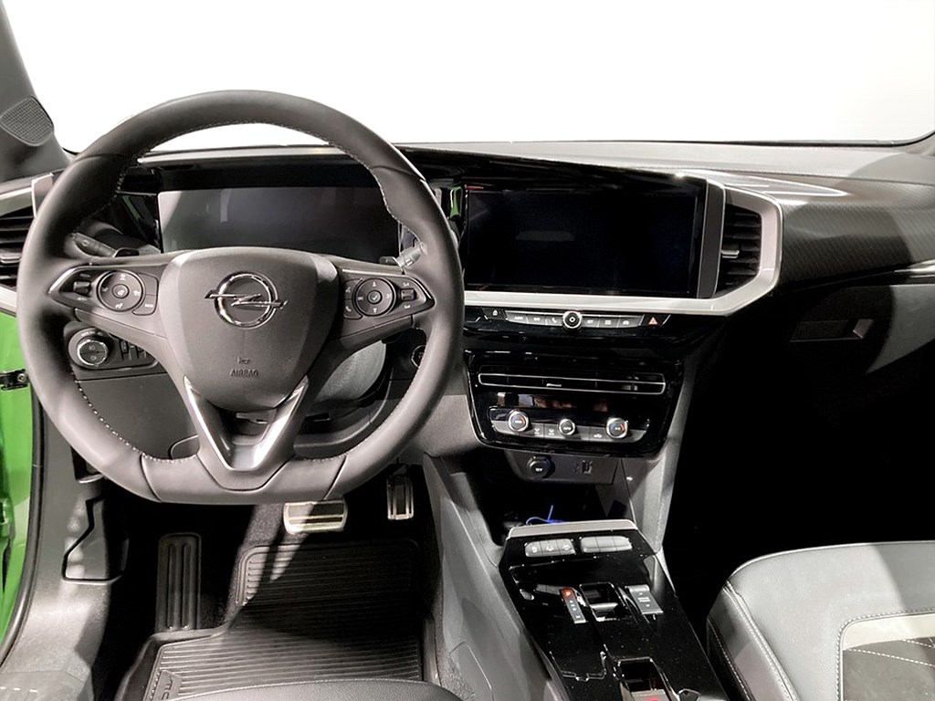 Bild på Ultimate 1.2 PT 130hk Aut - 360-KAMERA, CARPLAY