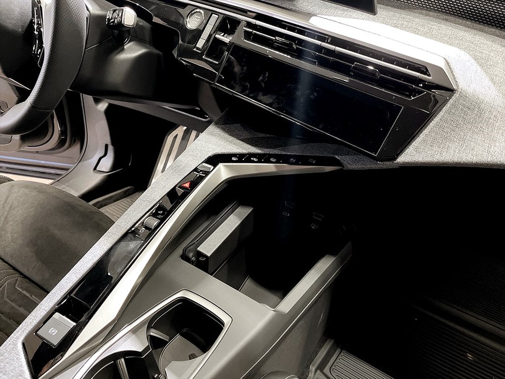 Bild på GT Ultimate+ Hybrid 145hk Aut - OMGÅENDE LEVERANS!