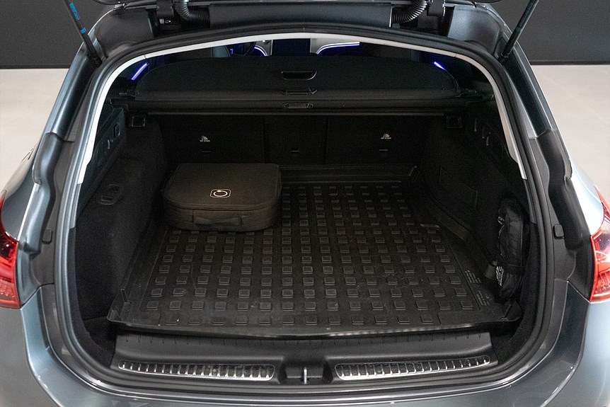 Mercedes-Benz C 300 e AMG Night Premium 313hk