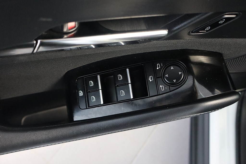 Bild på Skyactiv 2.0 150hk Aut - B-KAMERA,NAVI,RATTVÄRME