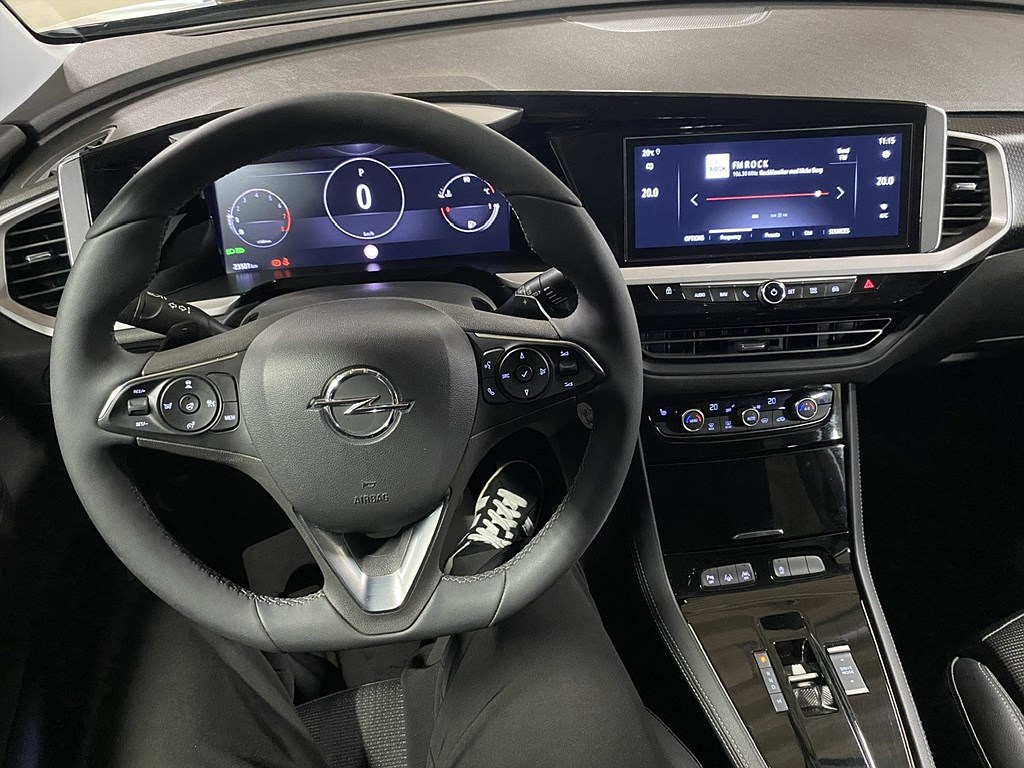 Bild på GS-Line 1.2 Turbo 130hk Aut - B-KAMERA, CARPLAY