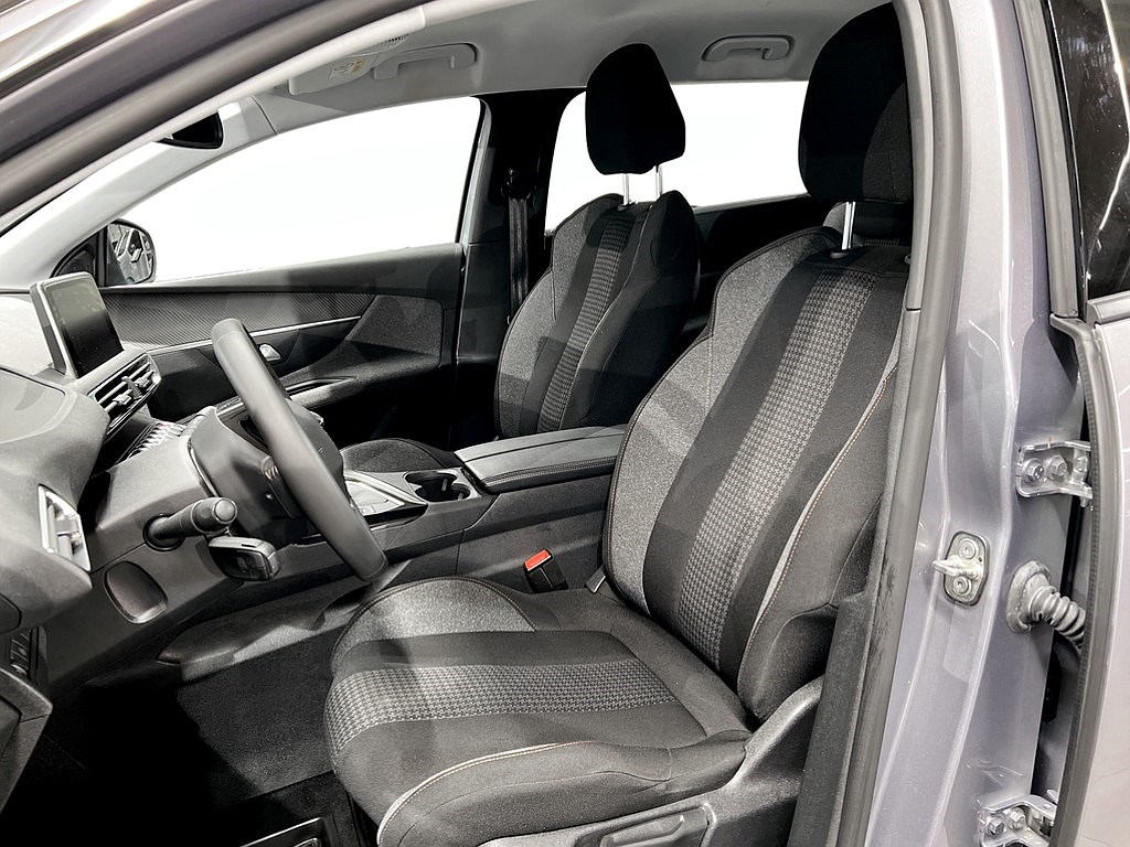 Bild på Active 1.2 PT 130hk - P-SENSORER, CARPLAY