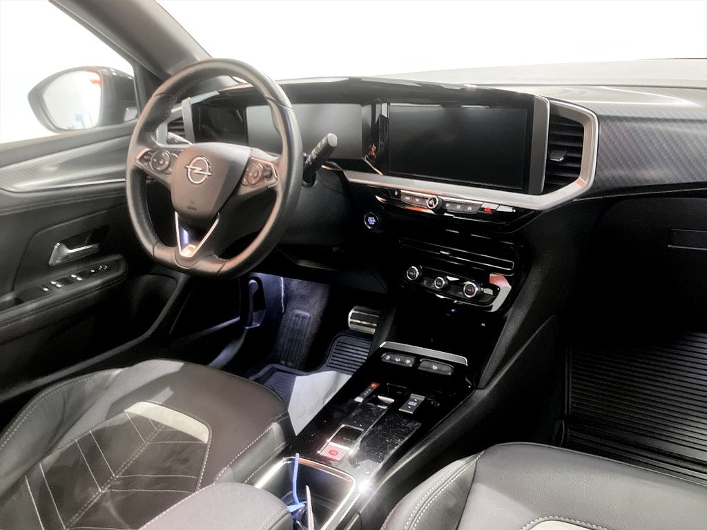 Bild på GS-Line 1.2 Turbo 130hk Aut - B-KAMERA,CARPLAY,RATTVÄRME