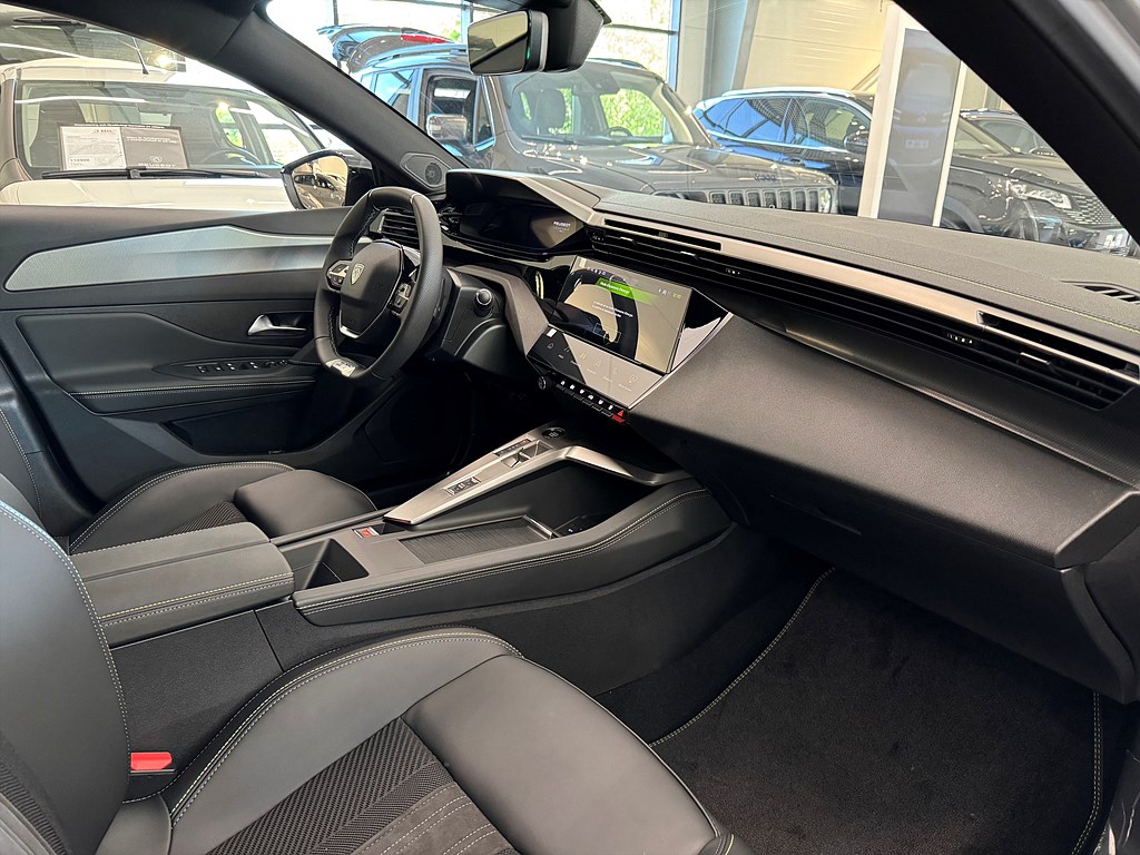 Bild på GT PureTech 130hk Aut - DEMO