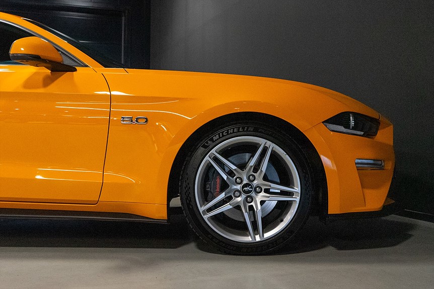 Ford Mustang Fastback GT 5.0 V8 450hk