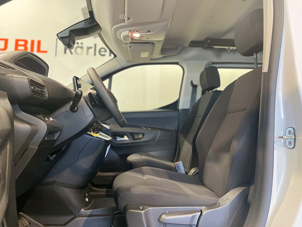 Bild på Crew Cab 1,5 BlueHDi 130hk Aut - OMGÅENDE LEVERANS!