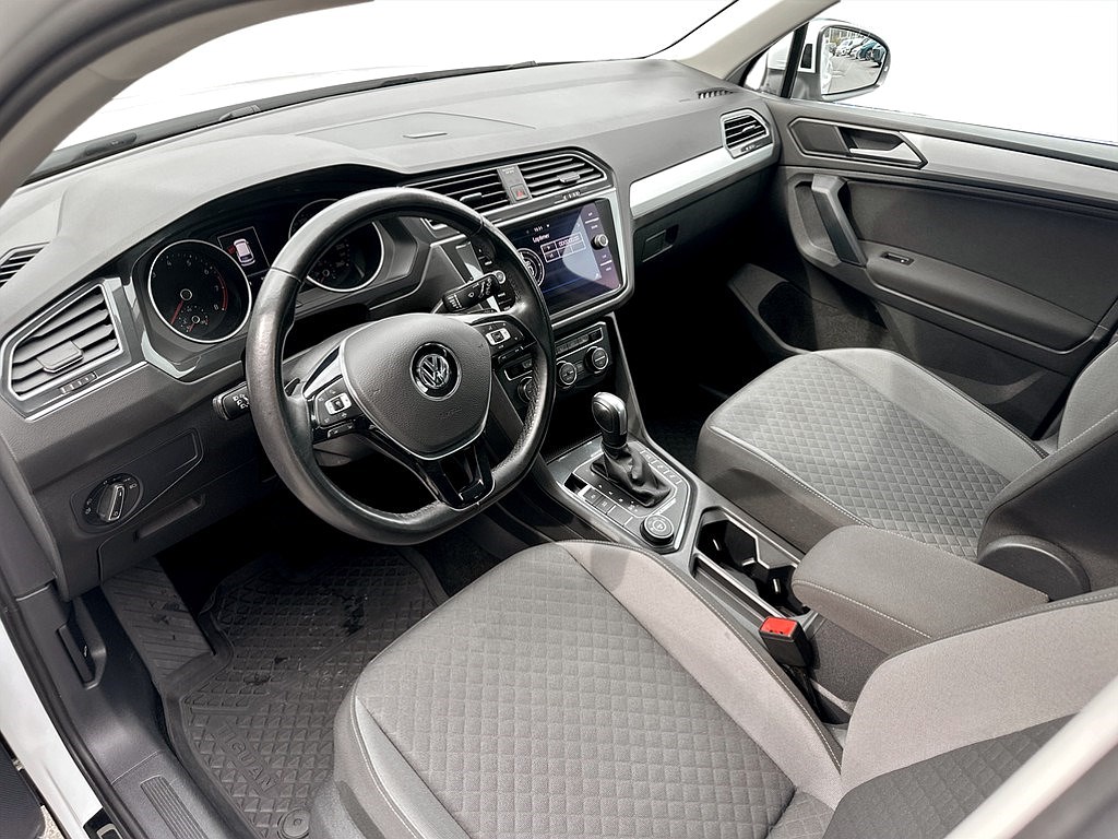 Bild på R-Line 2.0 TSI 190hk 4Motion Aut - B-KAMERA, RATTVÄRME