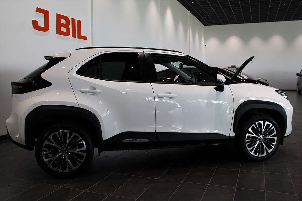 Bild på Cross Style Edition Hybrid 116hk Aut - B-KAMERA, RATTVÄRME
