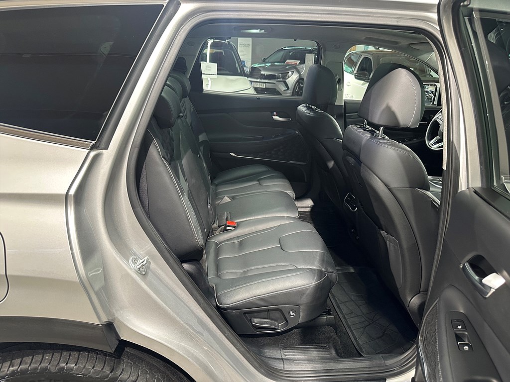 Bild på Advanced 1.6 PHEV 265hk Aut AWD - 360-KAMERA,PANO,M-VÄRMARE