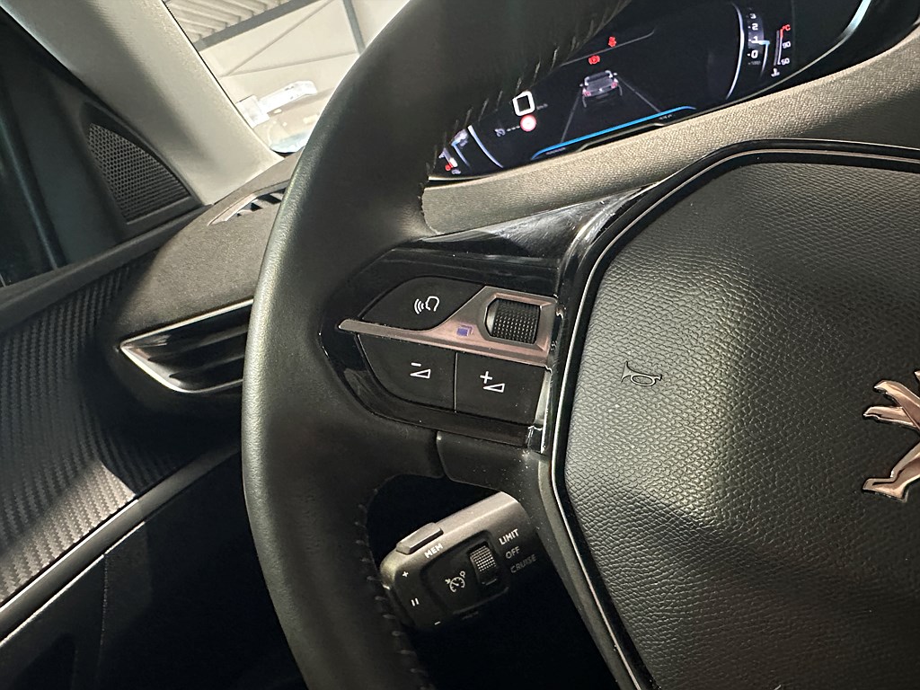 Bild på Active 1.2 PT 130hk Aut - B-KAMERA, CARPLAY