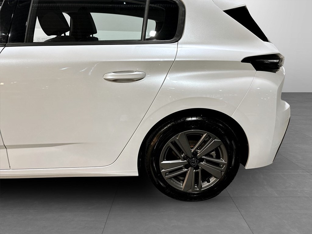 Bild på Active 1.2 PT 130hk Aut - CARPLAY, BACKSENSORER