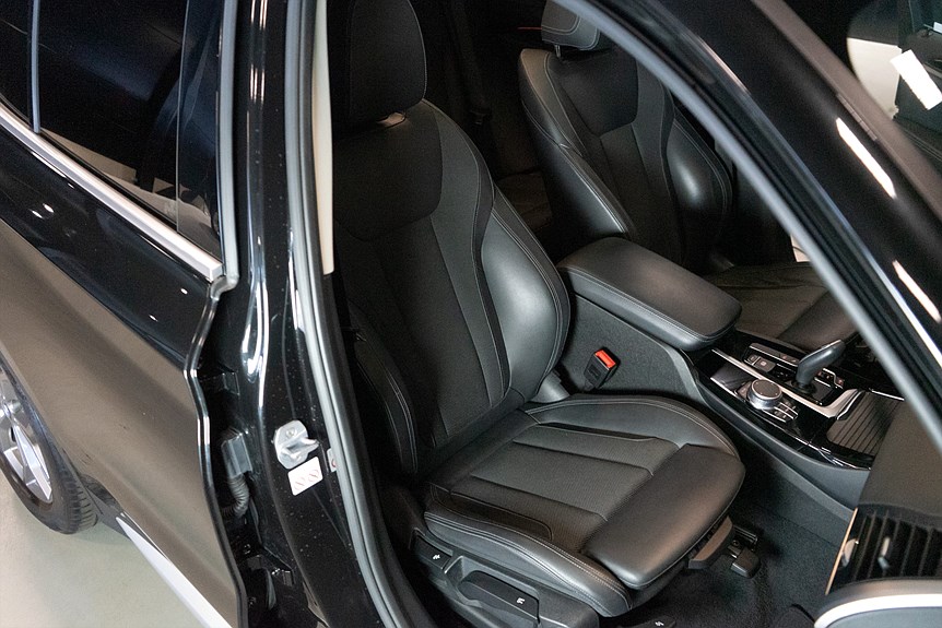 BMW X3 xDrive30i X-Line 252hk