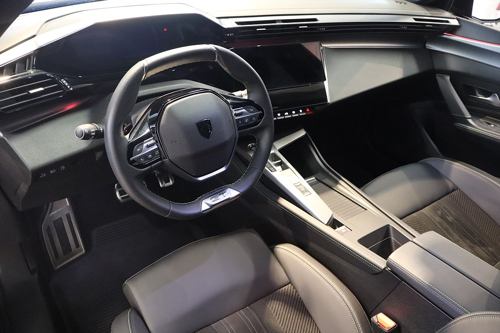 Bild på GT PHEV 224hk Aut - B-KAMERA, CARPLAY