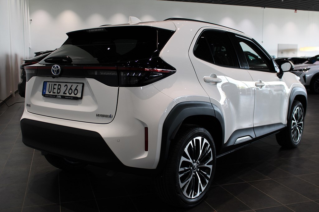 Bild på Cross Style Edition Hybrid 116hk Aut - B-KAMERA, RATTVÄRME