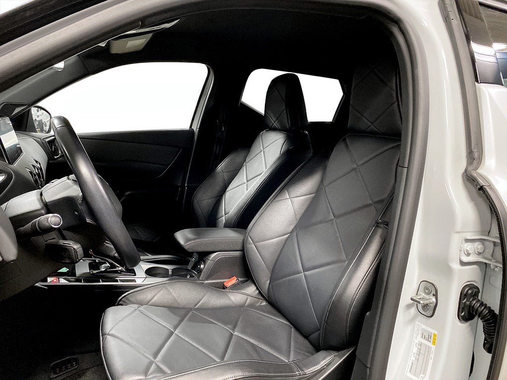 Bild på Exclusive E-Tense 50kWh 136hk Aut - B-KAMERA, EL-STOL
