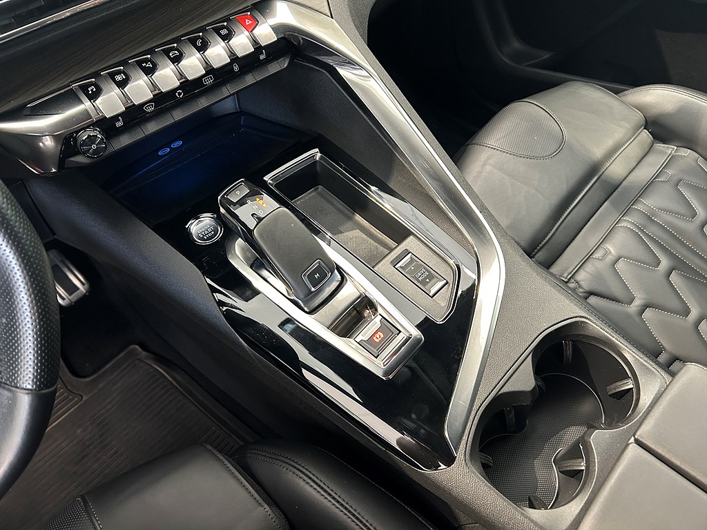 Bild på GT 1.2 PT 130hk Aut - B-KAMERA,CARPLAY,NAV