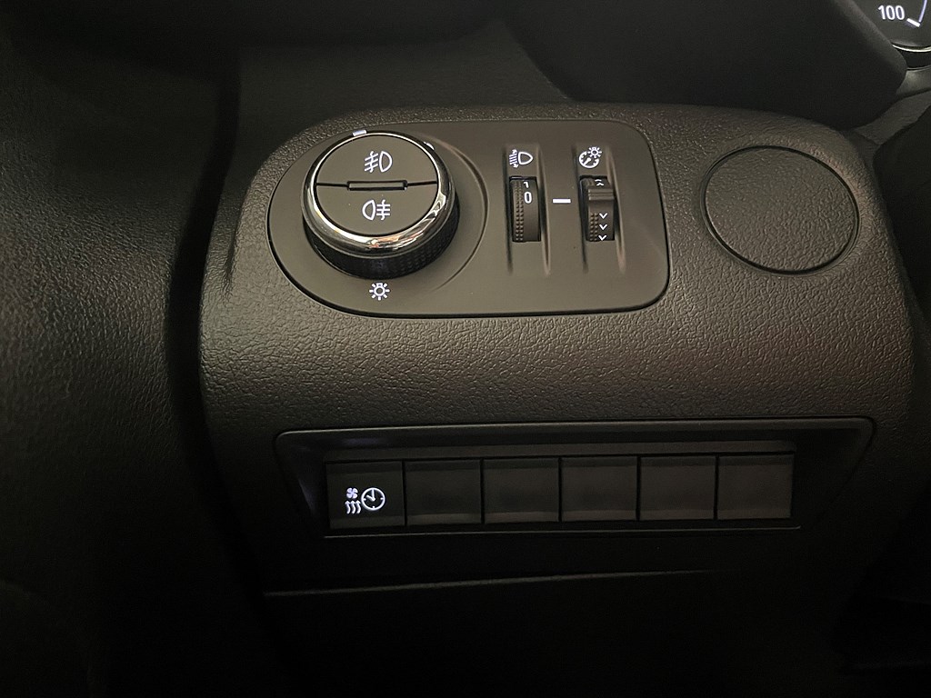 Bild på Premium 50kWh 136hk Aut L2 - DRAG,B-KAMERA,VÄRMARE
