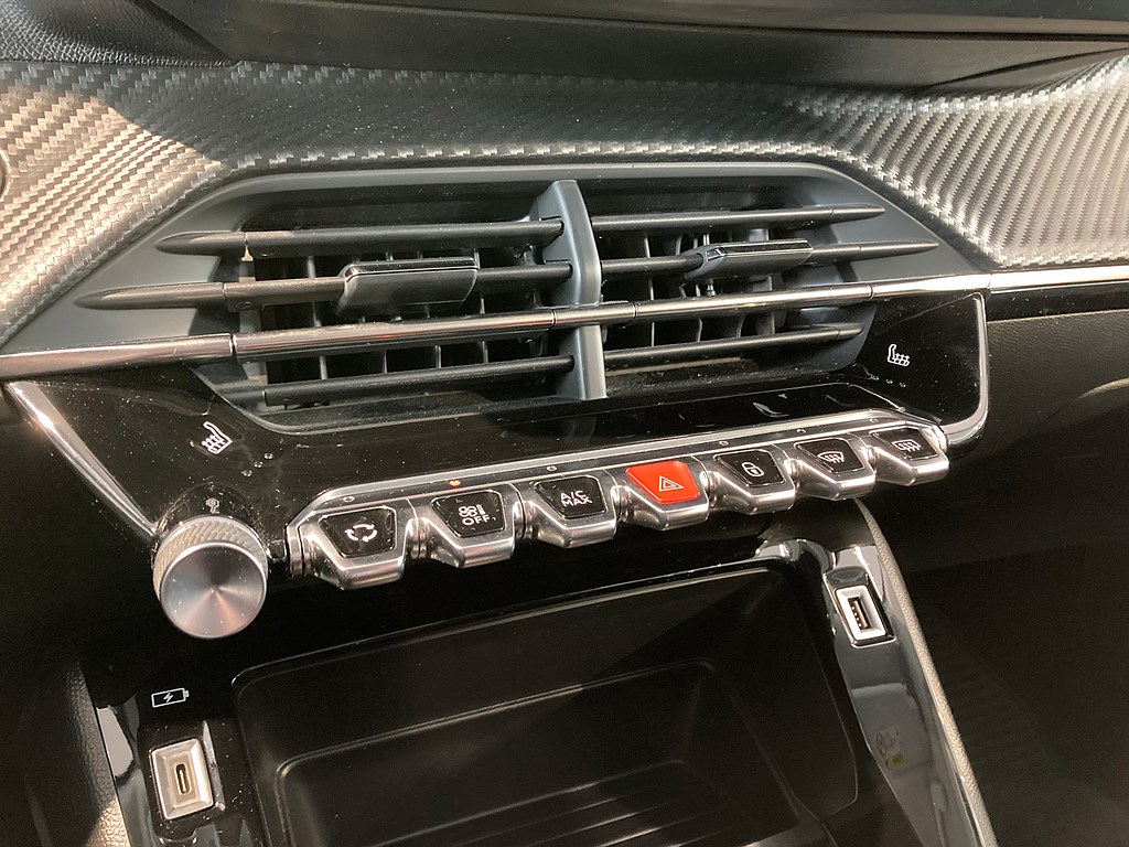 Bild på Active Pack 50kWh 136hk Aut - CARPLAY, BACKSENSORER