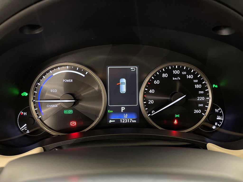 Bild på 300h AWD E-CVT Kyushi Edition 197hk Aut - NAV , BACKKAMERA