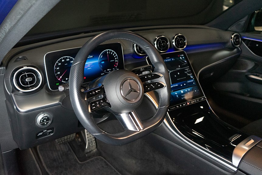 Mercedes C 300 e AMG Night Sedan 313hk