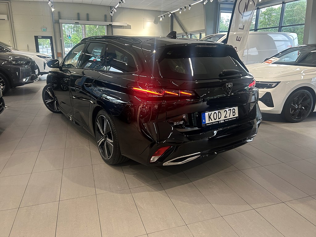 Bild på SW GT 1.2 PT 130hk Aut - 360-KAMERA,CARPLAY,NAV