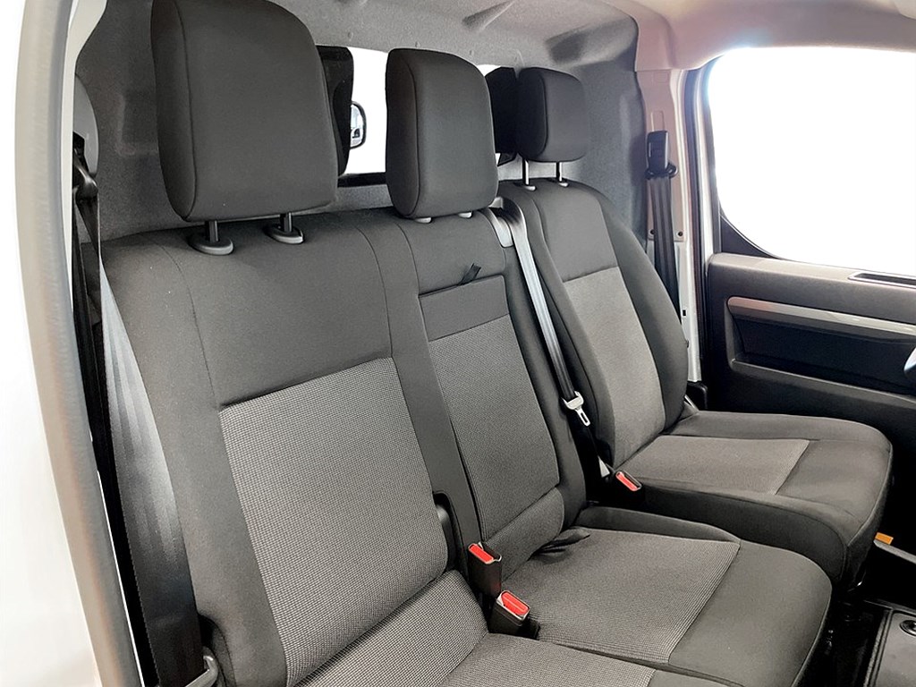 Bild på Business 145hk Aut L2 - EDITION! SERVICE & VINTERHJUL INGÅR!