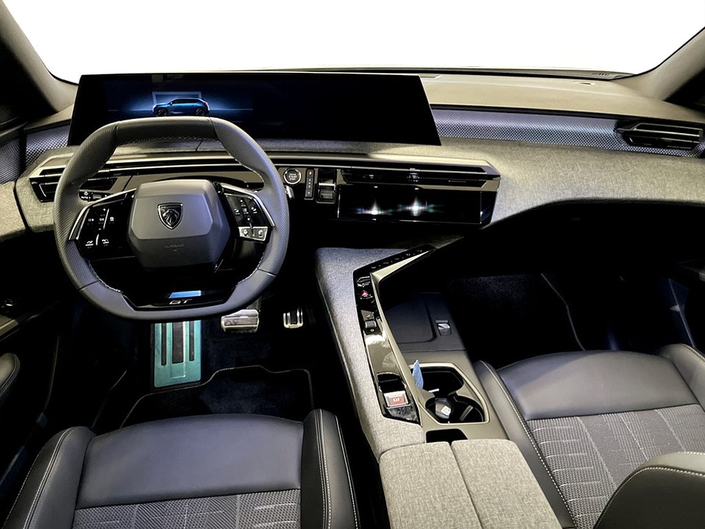 Bild på GT Hybrid 145hk Aut - NYA VINTERHJUL INGÅR!