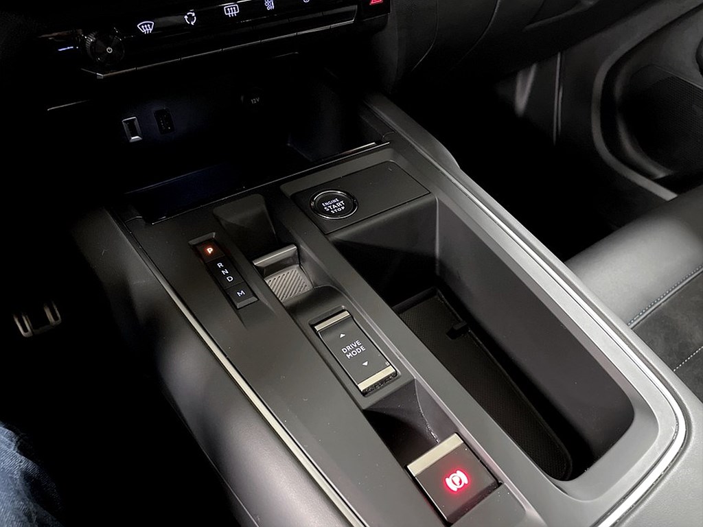 Bild på Aircross Shine 1.2 PT 130hk Aut - B-KAMERA, CARPLAY