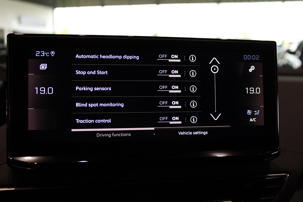 Bild på GT 1.2 PT 130hk Aut - B-KAMERA, CARPLAY