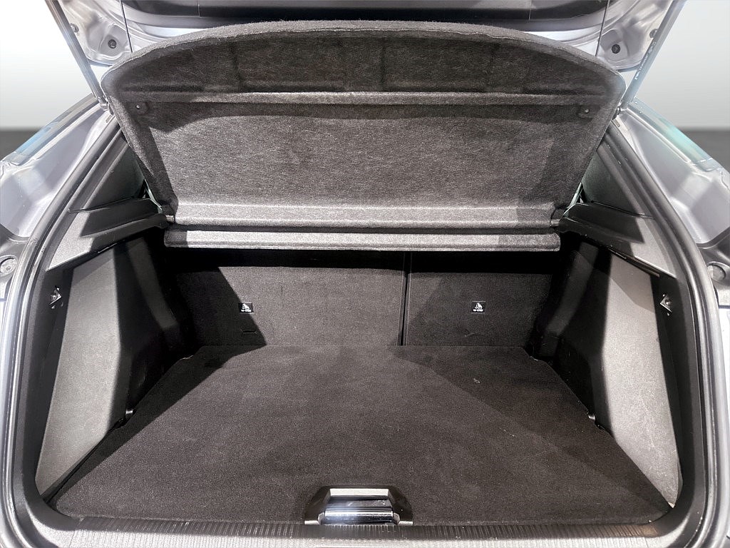 Bild på GT Pack 50kWh 136hk Aut - B-KAMERA, NAVI