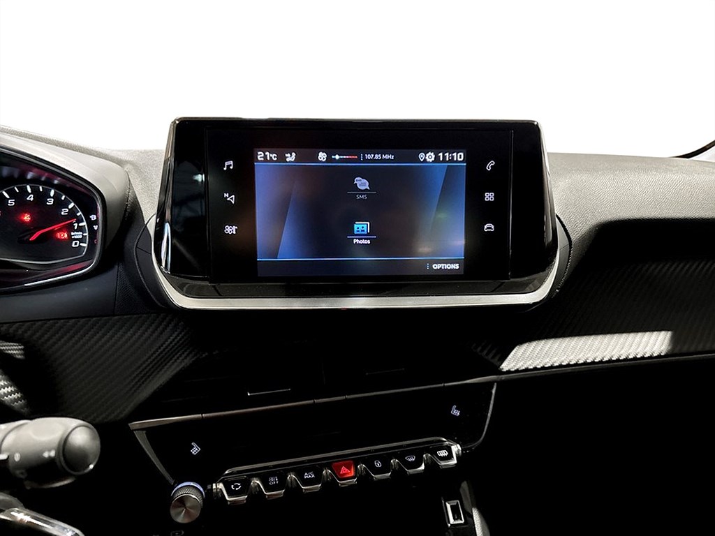 Bild på Active Pack 1.2 PT 100hk Aut - CARPLAY, BACKSENSORER