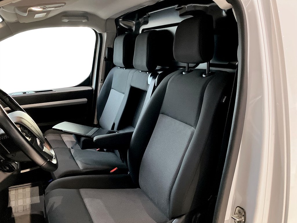 Bild på PRO+ 2.0 BHDi 144hk Aut L3 - B-KAMERA, M-VÄRME