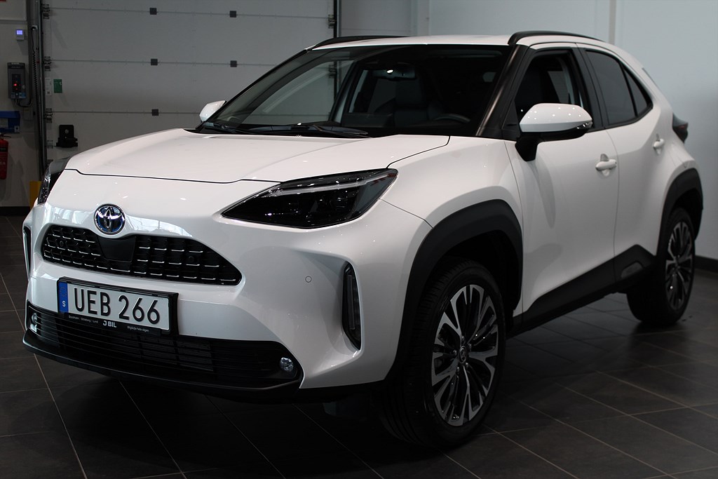 Bild på Cross Style Edition Hybrid 116hk Aut - B-KAMERA, RATTVÄRME