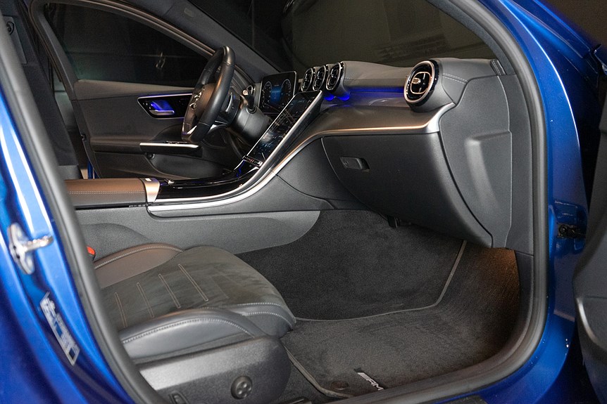 Mercedes C 300 e AMG Night Sedan 313hk