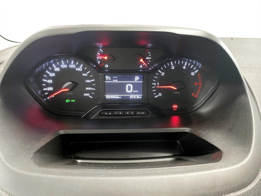 Bild på PRO+ 1.5 BHDi 130hk Aut L2 - DRAG,WEBASTO,1 ÄGARE