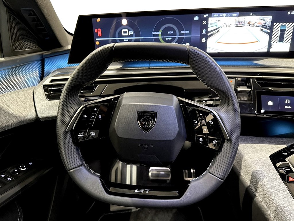Bild på GT Hybrid 145hk Aut - B-KAMERA,NAV,CARPLAY