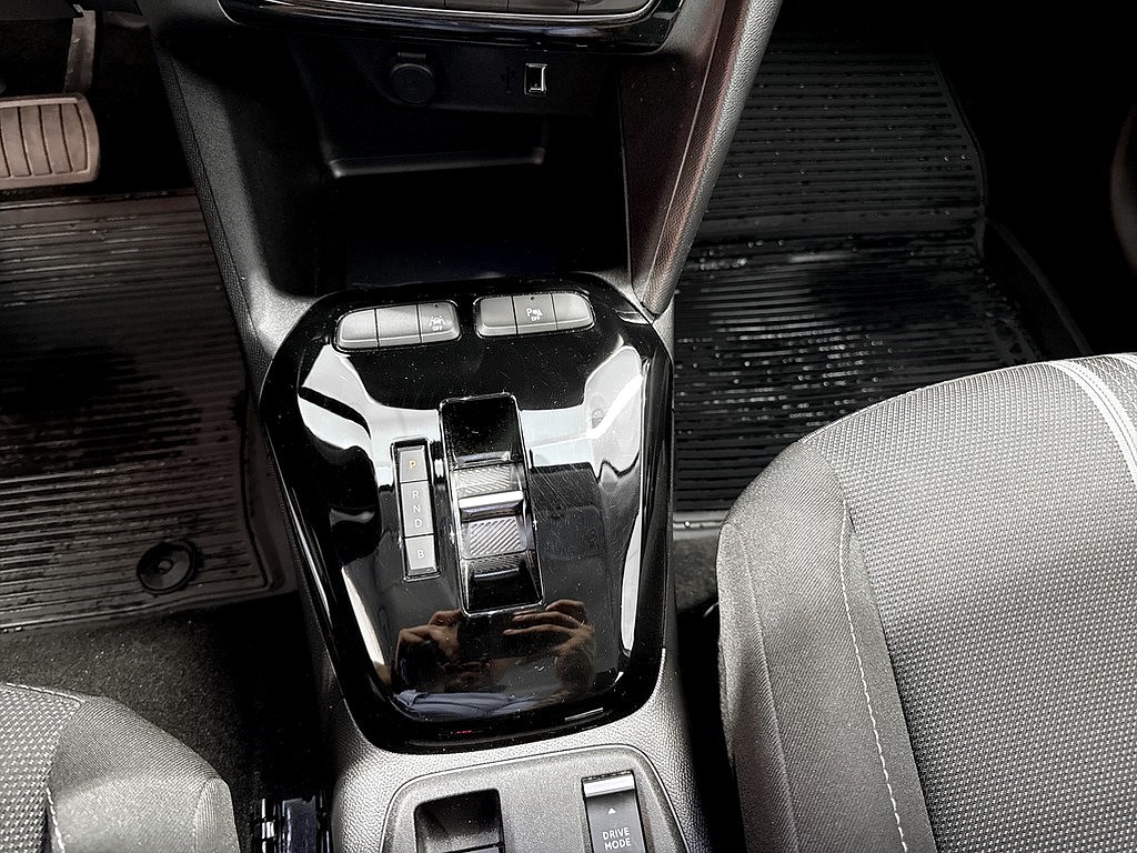 Bild på D&T 50kWh 136hk Aut - B-KAMERA, CARPLAY
