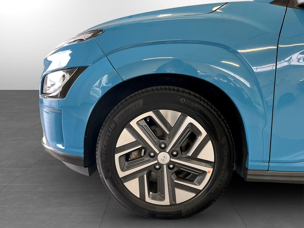 Bild på Essential 39.2 kWh 136hk Aut - B-KAMERA, CARPLAY