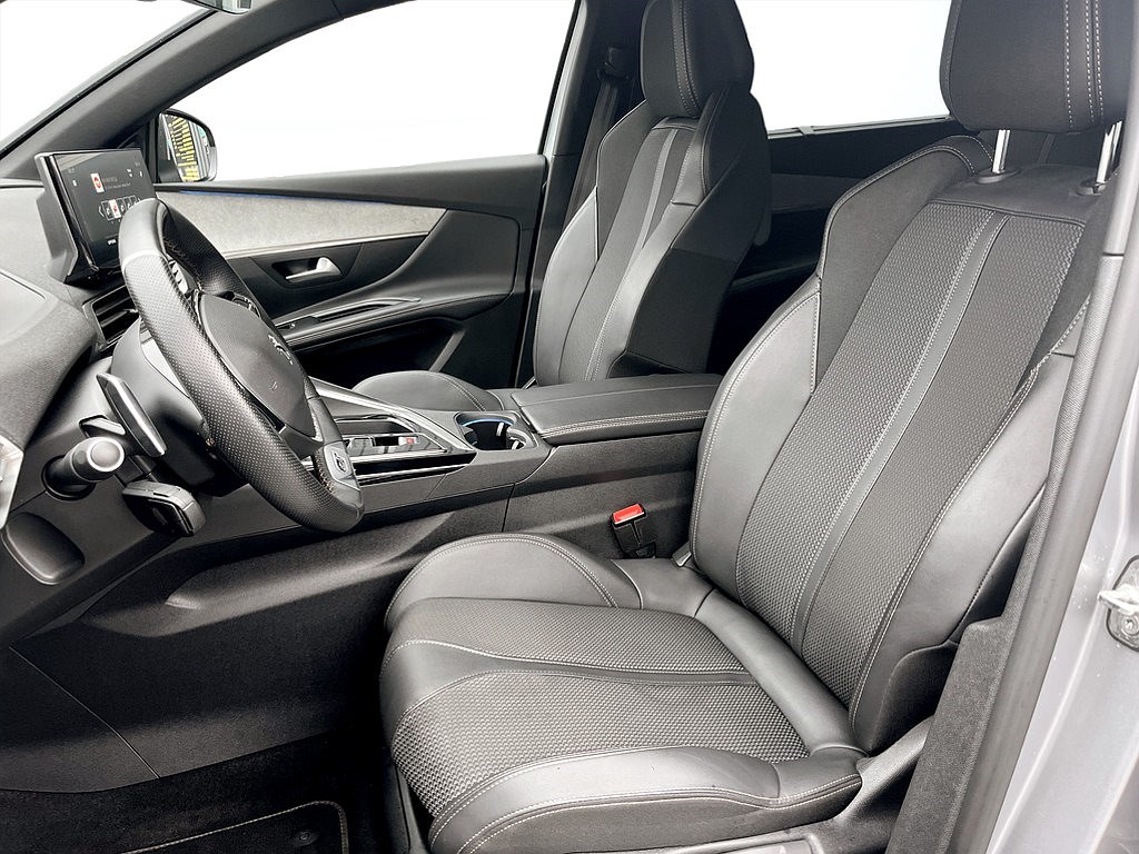 Bild på GT 1.2 PT 130hk Aut - 7-SITS,B-KAMERA,CARPLAY