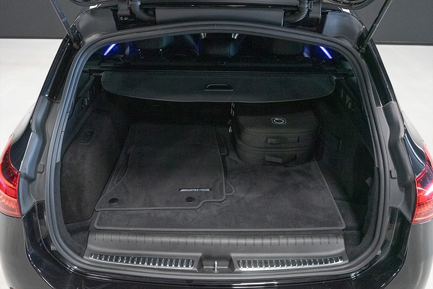 Mercedes-Benz C 300 e AMG Premium 313hk