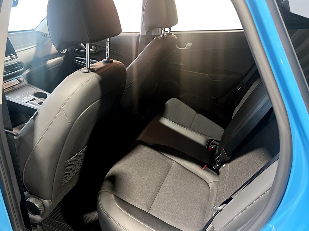 Bild på Essential 39.2 kWh 136hk Aut - B-KAMERA, CARPLAY