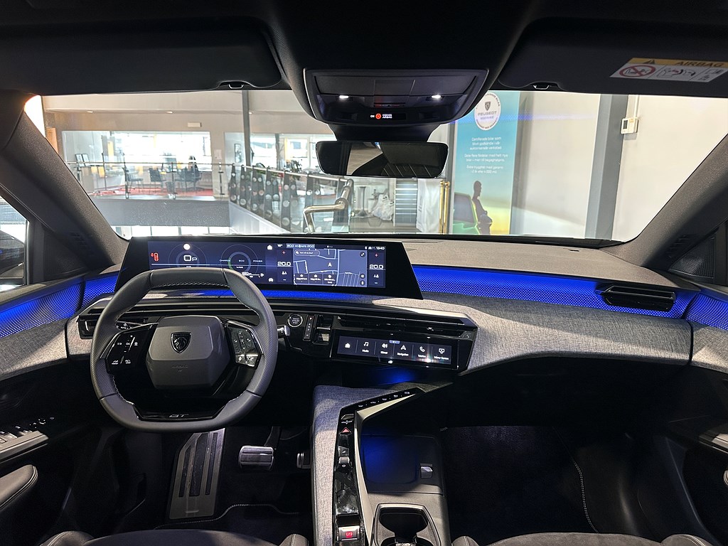 Bild på GT Hybrid 136hk e-DSC Aut - 7-SITS, B-KAMERA