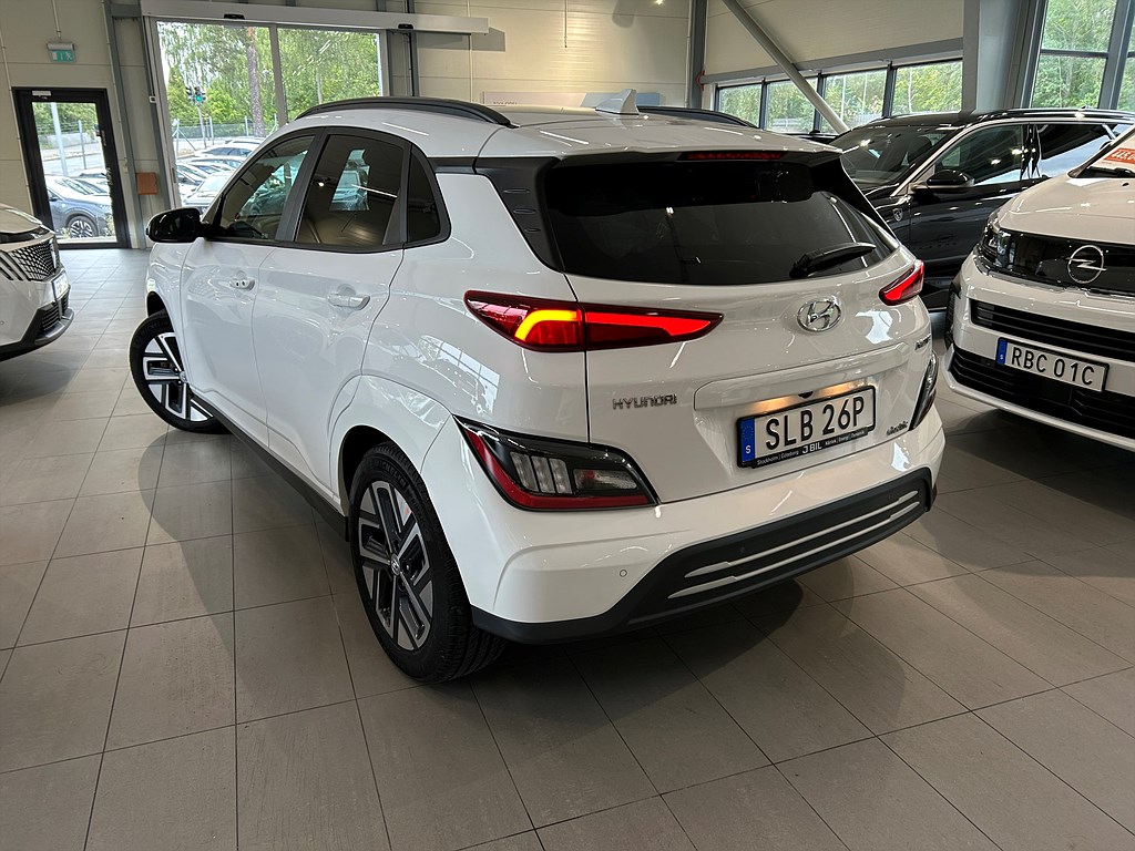 Bild på Essential 39kWh 136hk Aut - B-KAMERA, CARPLAY