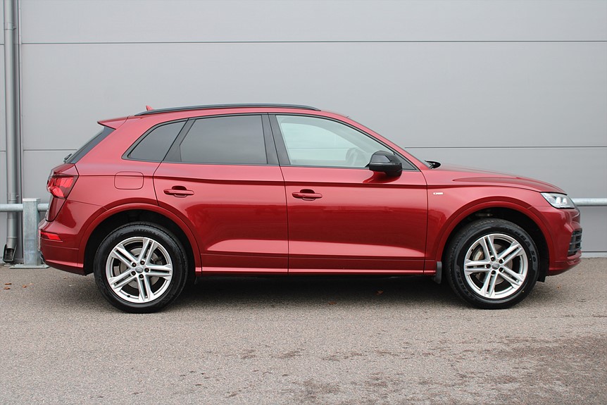 Audi Q5 2.0 TDI quattro S Tronic Drag Värmare Matrix