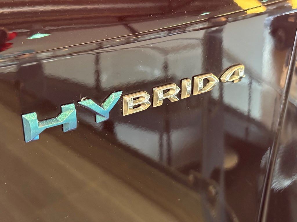 Bild på Allure Hybrid4 300hk Aut AWD - B-KAMERA, NAVI