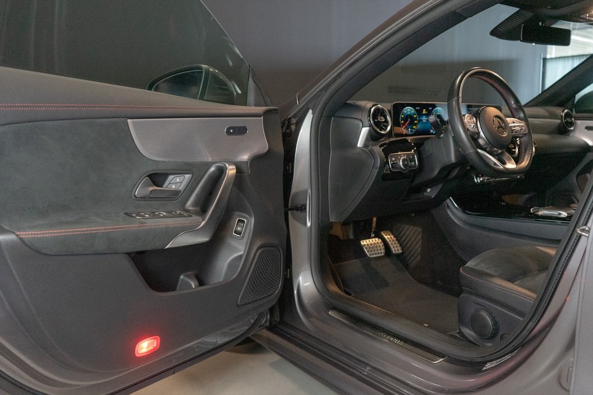 Mercedes-Benz CLA 180 d AMG Coupé 116hk