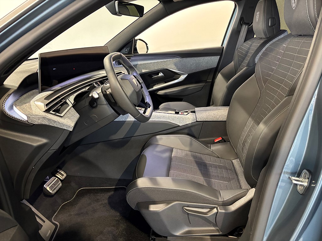 Bild på GT Hybrid 145hk Aut - 7-SITS,B-KAMERA,CARPLAY