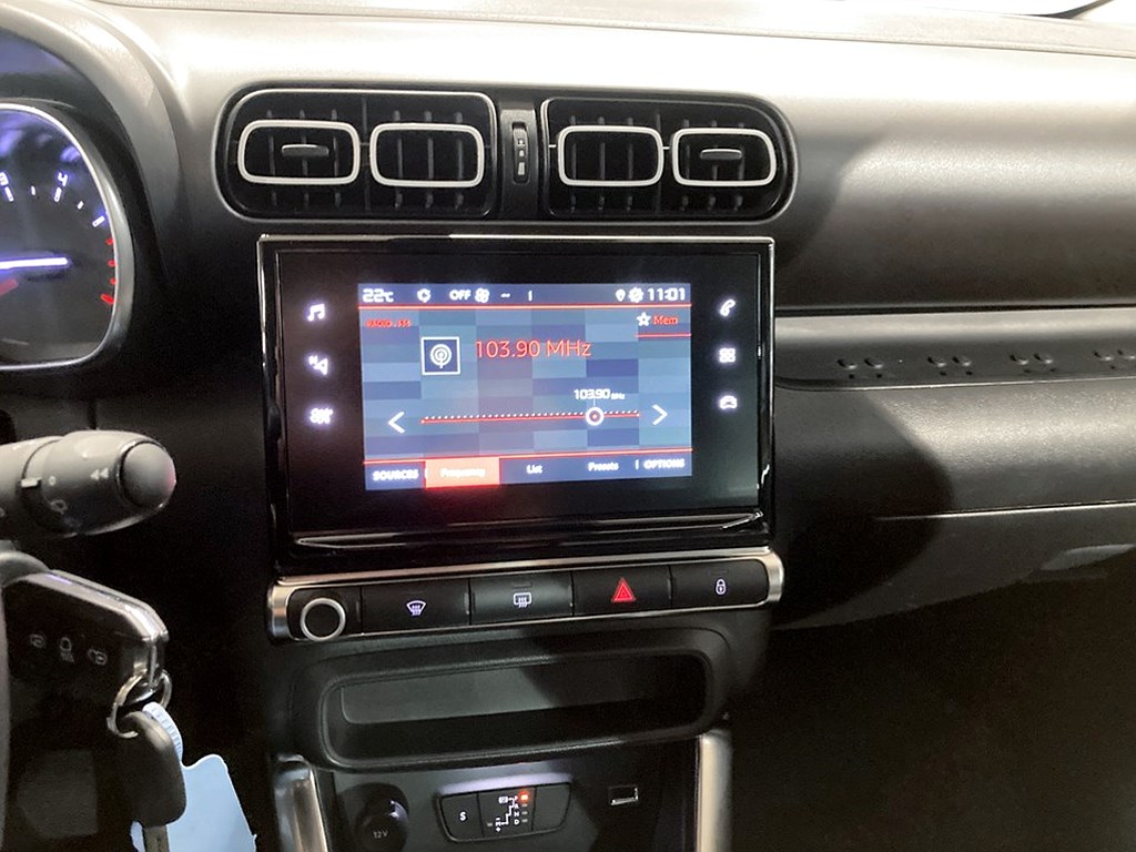 Bild på Shine 1.2 PT 130hk Aut - CARPLAY, P-SENSORER