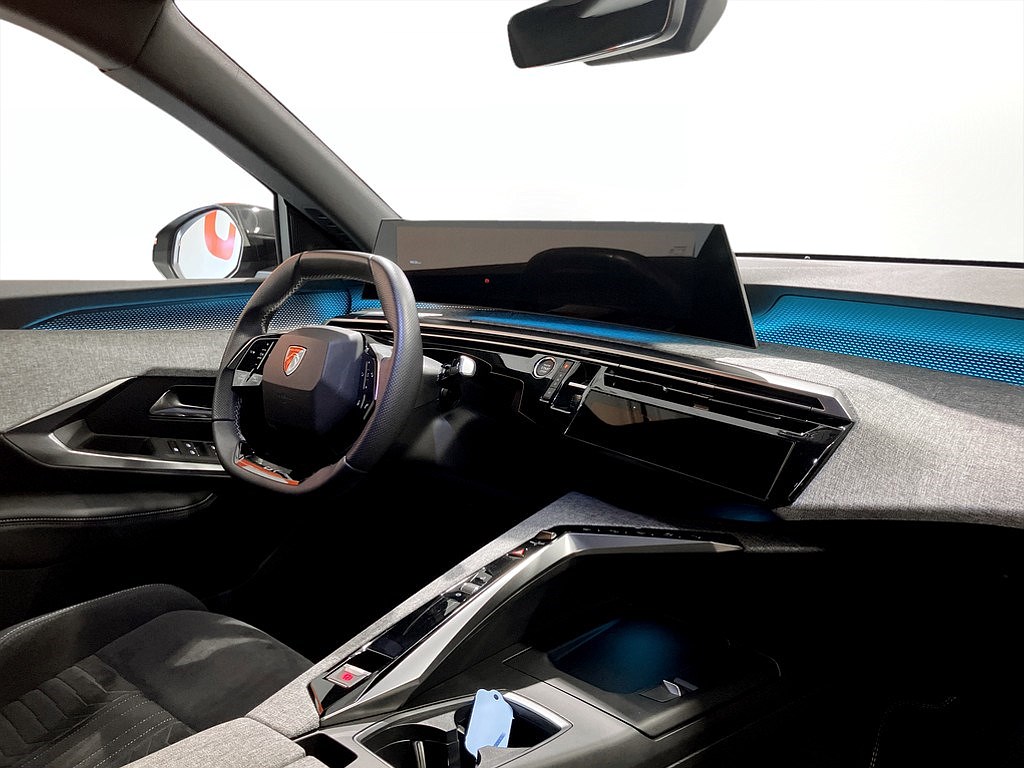 Bild på GT Hybrid 136hk Aut - B-KAMERA, CARPLAY